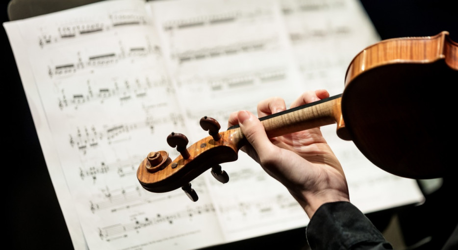 Students of Judit Szabó