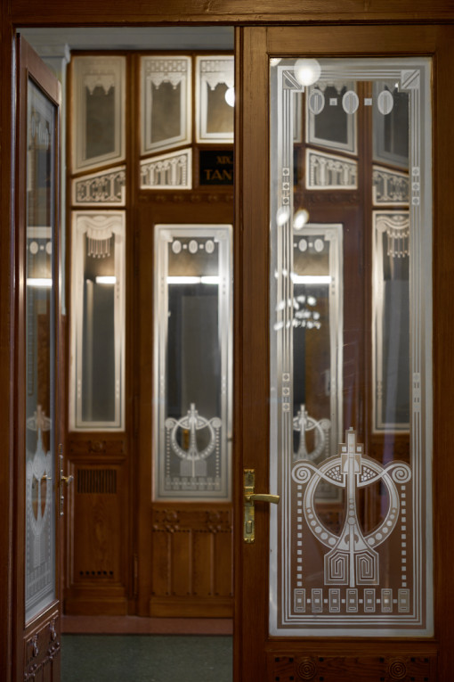 Pályázatok, állások