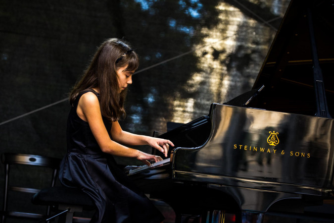 Successful performance by Ildikó Rozsonits at 5th International Jenő Takács Competition for Young Pianists 