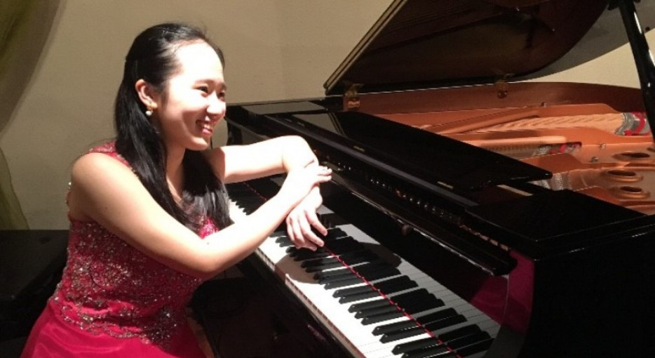 Marika Murata zongora MA diplomakoncertje 