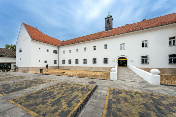 Ünnepélyesen megnyílt a felújított Kodály Intézet