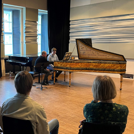 World-renowned harpsichordist gives master class at the Liszt Academy