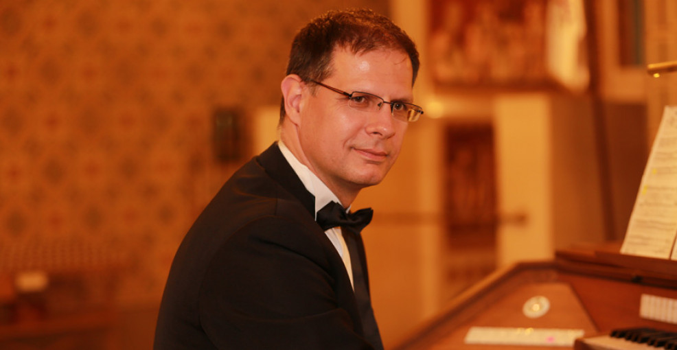 Szabolcs Szamosi & Hungarian National Philharmonic Orchestra